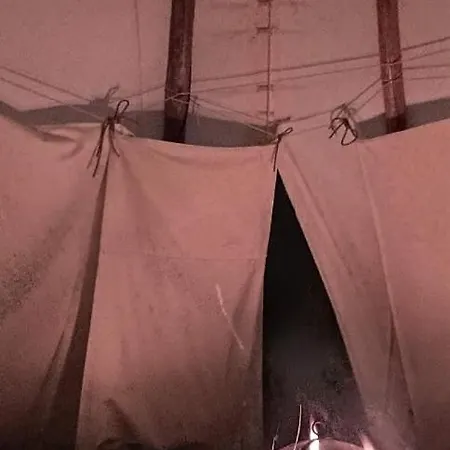 Teepee Na Flecku * Uherské Hradiště