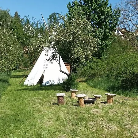Teepee Na Fléčku Glamping *