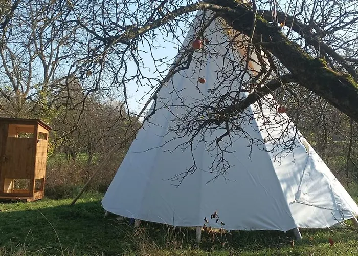 Teepee Na Flecku Lüks kamp alanı *